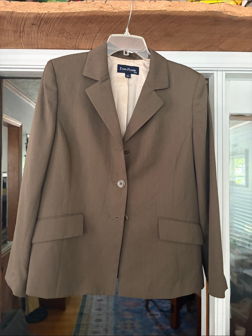 Evan Picone blazer Women's Taupe-Brown Pinstripe